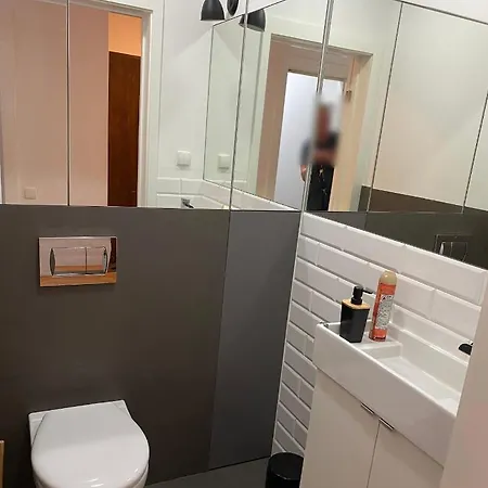 Minimalistyczne Gniazdko U Ady Βαρσοβία
